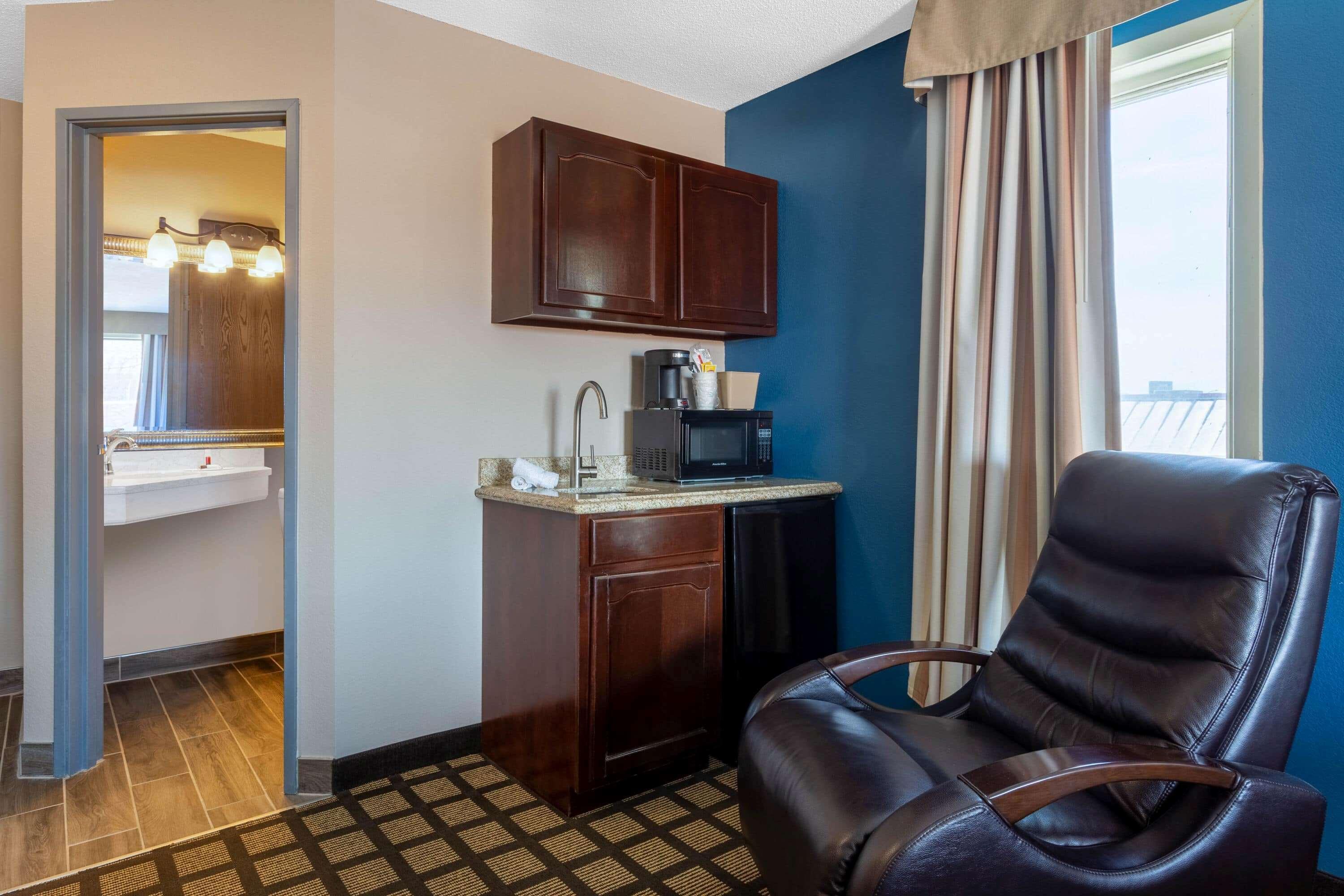 Baymont By Wyndham Mayo Clinic Area Motel Rochester