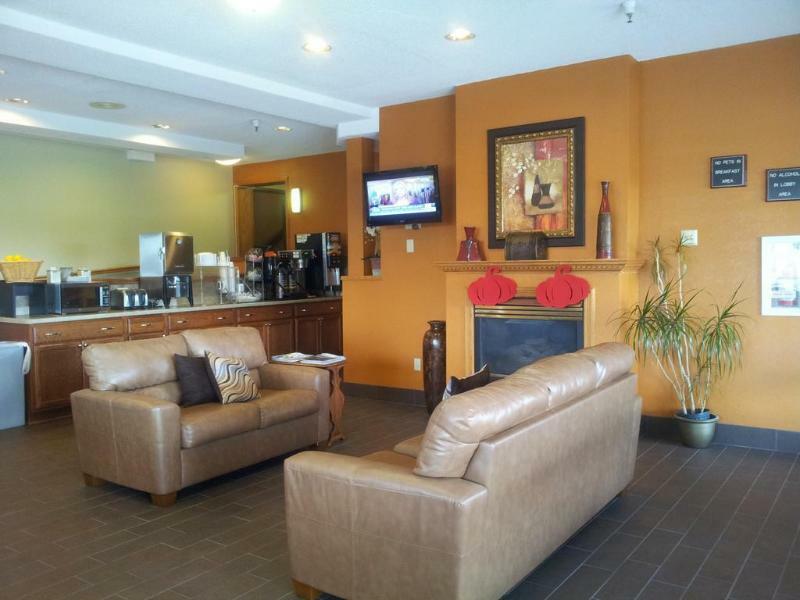 Baymont By Wyndham Mayo Clinic Area Motel Rochester